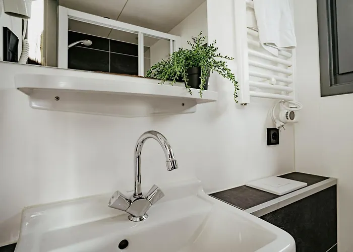 De Meerparel-1 By Interhome Vakantiepark Uitgeest